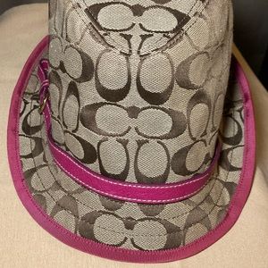 Coach Signature Bucket Hat
